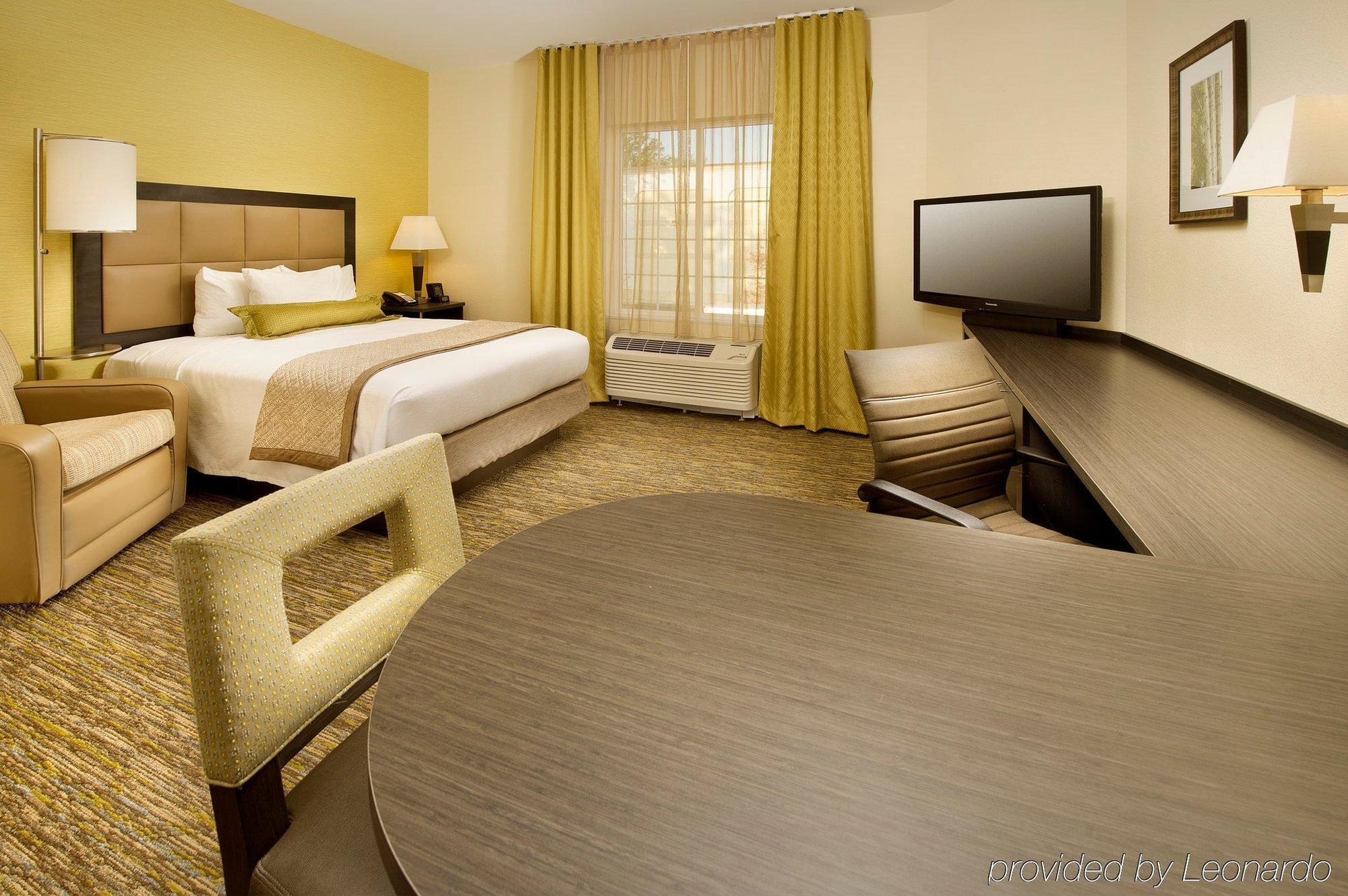 Stayapt Suites Alexandria-Fort Belvoir Exterior photo