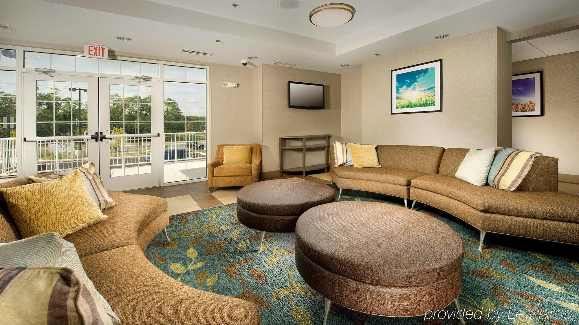 Stayapt Suites Alexandria-Fort Belvoir Exterior photo