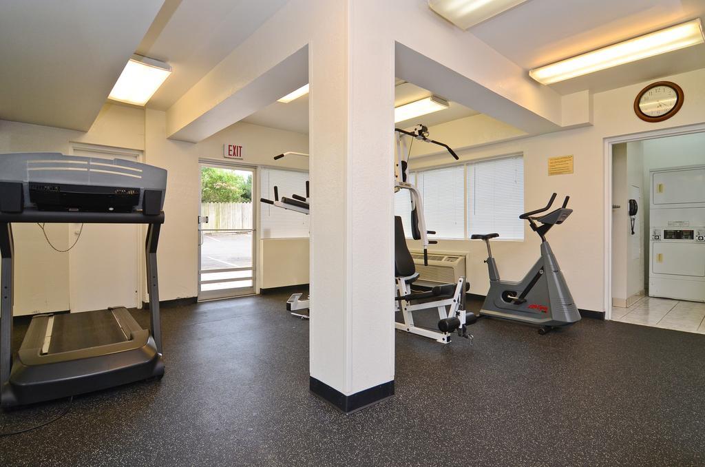 Stayapt Suites Alexandria-Fort Belvoir Facilities photo